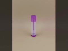 Маленькая гладкая прозрачная упаковка для бальзама для губ с фиолетовой крышкой для помад