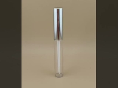 Нежная упаковка для бальзама для губ с прозрачным дизайном и серебристой крышкой для помад