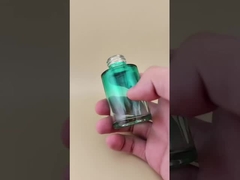 Новый дизайн: плавно меняющаяся темно-прозрачная зеленая гладкая стеклянная бутылка для эссенции